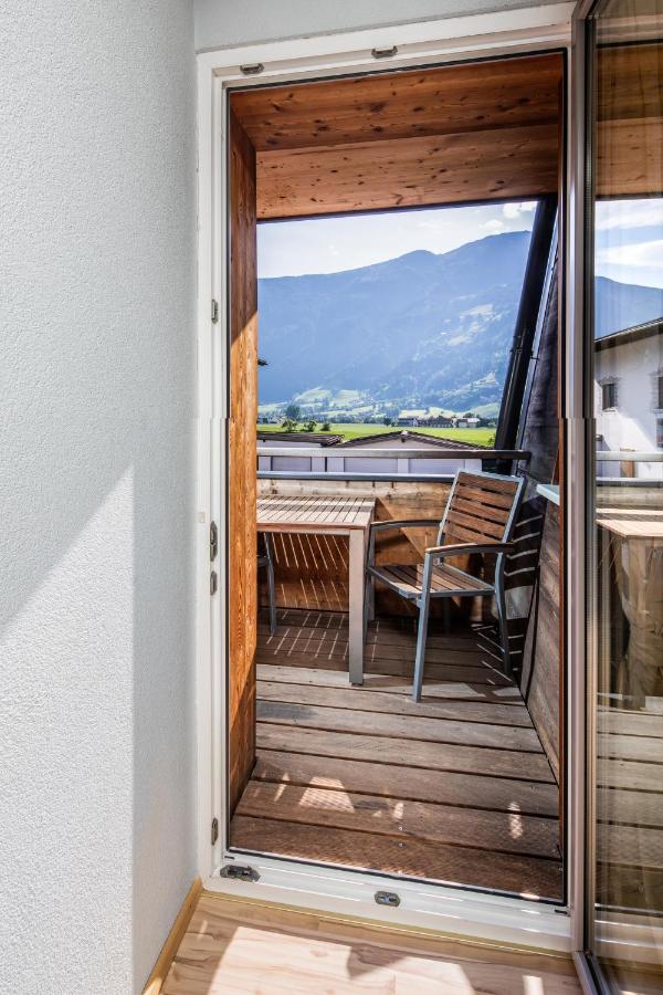 Apparthaus & Chalets Hofer Zell am Ziller Exteriör bild